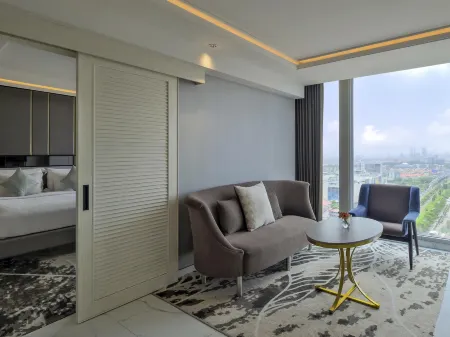 Mövenpick Surabaya City