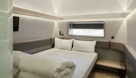 Zip by Premier Inn Cardiff Отели в г. Лланедирн