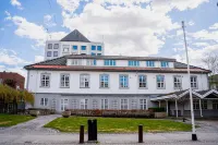 Hotell Vic Porsgrunn Hotels near Heroya Church