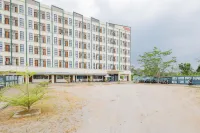 RedLiving Syariah Apartemen MKostel - Tower A1 Kencana Loka Hotels in Curug