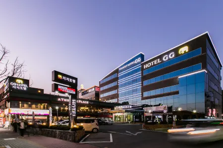 Gyeongju GG Tourist Hotel Отели рядом с достопримечательностью «Gyeongju Najeong Well»