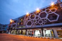 MD Grand Hotel Nakhon Hotels near Chaophya Park City (minimum).