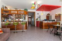 Hotel Sandra - Barer