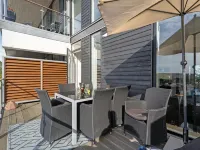 "Theis" - 100m from the Sea