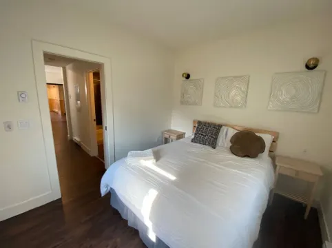 Brand New 1 Br 1 Bath. Close to All. Walkable