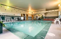 Quality Inn - Pools