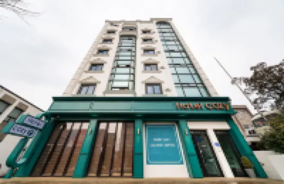 舒適酒店 鄰近浪漫市場的酒店