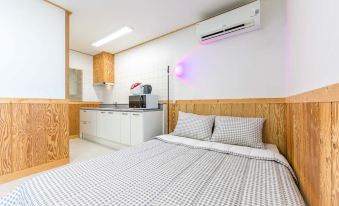 Tongyeong Saryangdo Don Quixote Pension