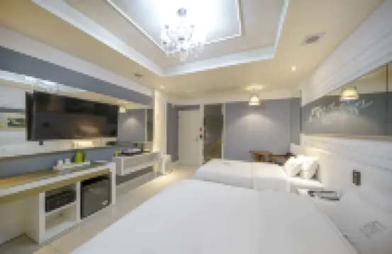 多姆飯店 月峯書院附近的飯店