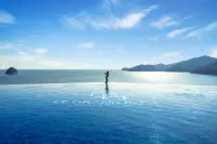 Le Grand Bleu Resort