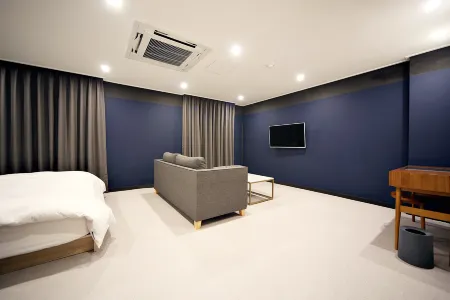 Damyang Unknown Hotel (Hotel UnknownKorea Quality) Отели в г. Тамян