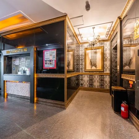 Siheung Eros Hotel Отели рядом с достопримечательностью «Аутлет-центр Siheung Premium»