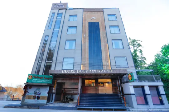 호텔 돌핀 그랜드, 바라나시