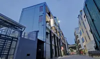 Guru Comfort, 100 m from Apollo Hospital