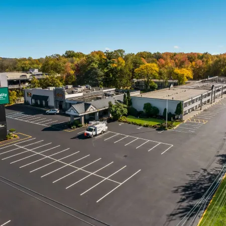 Quality Inn Wayne - Fairfield Area