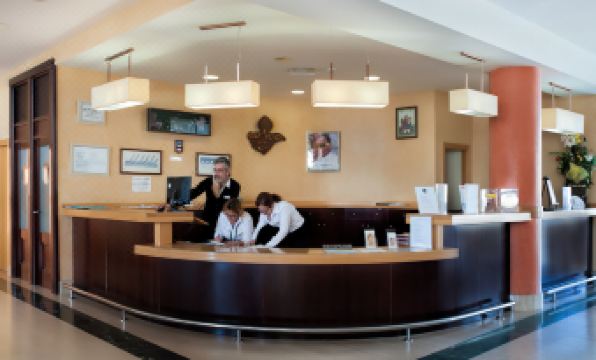 Grand Muthu Golf Plaza Hotel & Spa