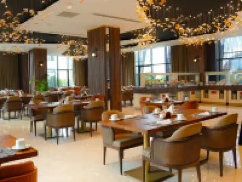 Ramada Hotel & Suites by Wyndham Erbil 32 Park Hotels in Erbil