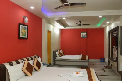 Hotel Mamoni Group