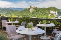 Hotel Kompas - breakfast