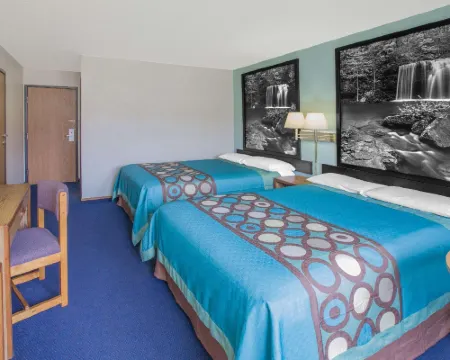 Super 8 by Wyndham Mountain Home Hotels in Baxter County