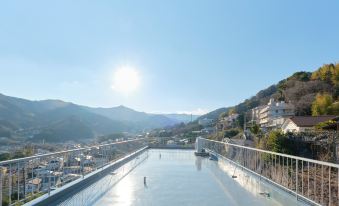 Midorien Ryokan with Openair Bath