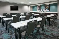 Hampton Inn by Hilton Wichita Northwest - Parkplatz