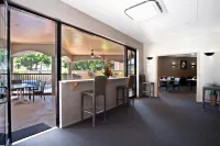 Mackay Resort Motel - bar