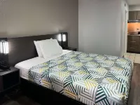 Studio 6 Extended Stay - West Palm Beach, FL - Beach