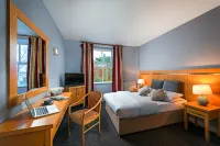 Queens Hotel Hotels in Ennis