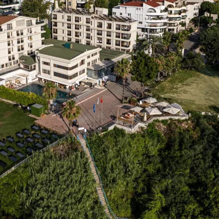 Qinn Hotel