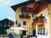 Albergo alla Costa Hotel a Ledro