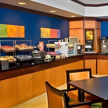 Fairfield Inn & Suites Redding