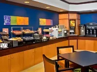 Fairfield Inn & Suites Redding - breakfast