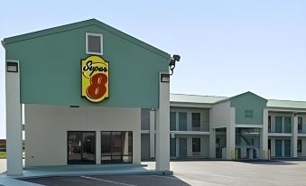 Super 8 by Wyndham Hattiesburg North