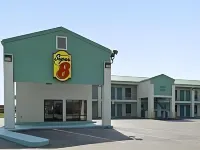 Super 8 by Wyndham Hattiesburg North
