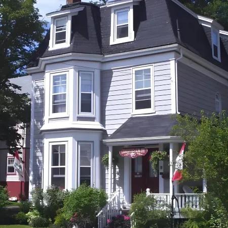 Charlotte's Rose Inn