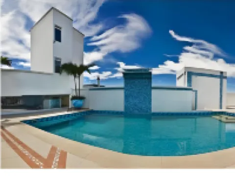 布埃納文圖拉快捷酒店 布卡拉曼加酒店