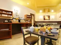 The Originals City Hôtel du Château Pontivy Hotels in Loudeac