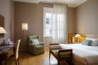 拉瑞亞及戴爾阿爾巴飯店