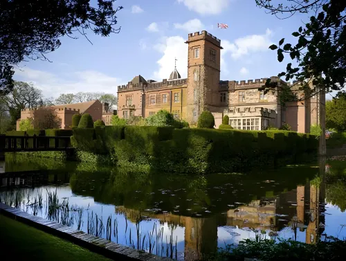 New Hall Hotel & Spa, Birmingham Hotel di Minworth