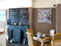 The Townhouse Hotel - breakfast