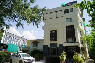 Hotel Forest Avenue - Best Luxury Hotel in Dehradun Ξενοδοχεία στην πόλη Dehradun