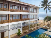 Lucky Elephant Hotel - Beach