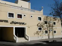 Hotel Sienna - Airport Shuttle