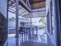 Salt Resort & Spa Hotels near شاطئ أميد