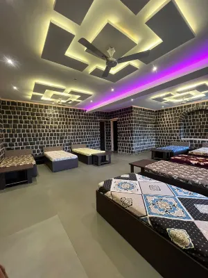 Hotel Fun N Food Hotels in Nalchha