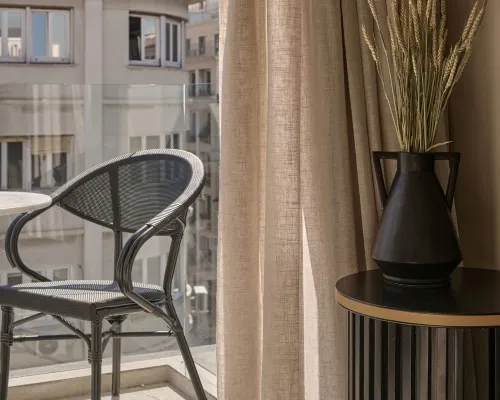 Vision Omonia Kamar Photos