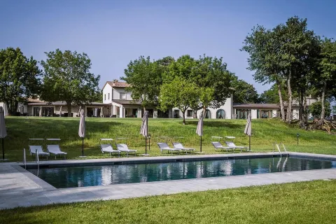 伯爾戈拉奇耶拉恰度假村及水療中心