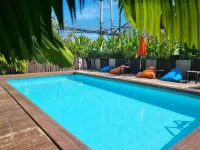 Crystal Jade Hotel - Kolam Renang