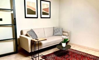 Roya’s Home Private Studio